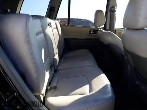 2005 Hyundai Santa Fe GLS с VIN KM8SC73E15U882999, выставлен на аукционе Copart как лот 69503144 с пробегом Не указан миль и Списание • Salvage title. История ставок и продаж доступна на DreamBid. Изображение 11.