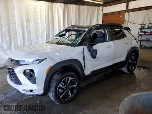 2023 Chevrolet TrailBlazer RS с VIN KL79MUSL9PB004196, выставлен на аукционе Copart как лот 84474885 с пробегом Не указан миль и Списание • Salvage title. История ставок и продаж доступна на DreamBid. Изображение 1.