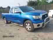 2007 Toyota Tundra SR5 z VIN 5TFST54167X001705, wystawiony jako IAAI lot #42439035 z przebiegiem 211 722 mil mil oraz . Historia ofert i sprzedaży dostępna na DreamBid. Obrazek 1.