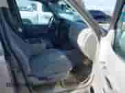 1997 Ford Explorer XLT с VIN 1FMDU35P4VUA75731, выставлен на аукционе IAAI как лот 41718234 с пробегом 194 358 миль миль и . История ставок и продаж доступна на DreamBid. Изображение 5.