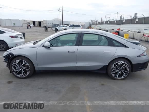 2025 Hyundai Ioniq 6 SEL с VIN KMHM34AA6SA092313, выставлен на аукционе IAAI как лот 43252660 с пробегом 5 646 миль миль и . История ставок и продаж доступна на DreamBid. Изображение 15.