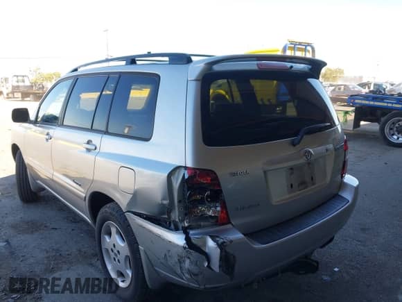 2007 Toyota Highlander Limited z VIN JTEEP21A270227295, wystawiony jako IAAI lot #43364359 z przebiegiem 228 075 mil mil oraz . Historia ofert i sprzedaży dostępna na DreamBid. Obrazek 6.