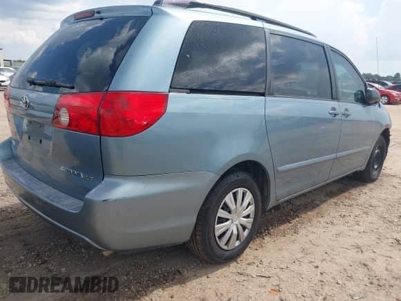 2007 Toyota Sienna LE z VIN 5TDZK23C17S022907, wystawiony jako IAAI lot #43032996 z przebiegiem 298 662 mil mil oraz . Historia ofert i sprzedaży dostępna na DreamBid. Obrazek 4.