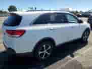 2016 Kia Sorento EX с VIN 5XYPH4A55GG182582, выставлен на аукционе Copart как лот 69153025 с пробегом 98 106 миль миль и Списание • Salvage title. История ставок и продаж доступна на DreamBid. Изображение 3.