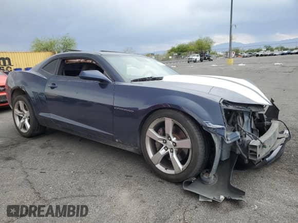 2010 Chevrolet Camaro 1SS z VIN 2G1FS1EWXA9115521, wystawiony jako Copart lot #59617885 z przebiegiem 131 385 mil mil oraz Szkoda całkowita • Salvage title. Historia ofert i sprzedaży dostępna na DreamBid. Obrazek 4.