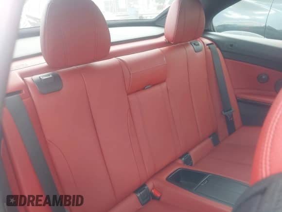 2016 BMW 4 Series 435i xDrive с VIN WBA3T7C55G5A37272, выставлен на аукционе IAAI как лот 42734957 с пробегом 72 508 миль миль и . История ставок и продаж доступна на DreamBid. Изображение 8.