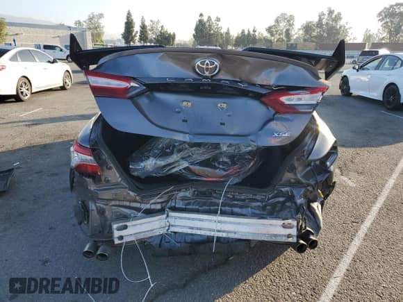 2020 Toyota Camry XSE z VIN 4T1K61AK6LU926019, wystawiony jako Copart lot #81892125 z przebiegiem 80 656 mil mil oraz Szkoda całkowita • Salvage title. Historia ofert i sprzedaży dostępna na DreamBid. Obrazek 6.