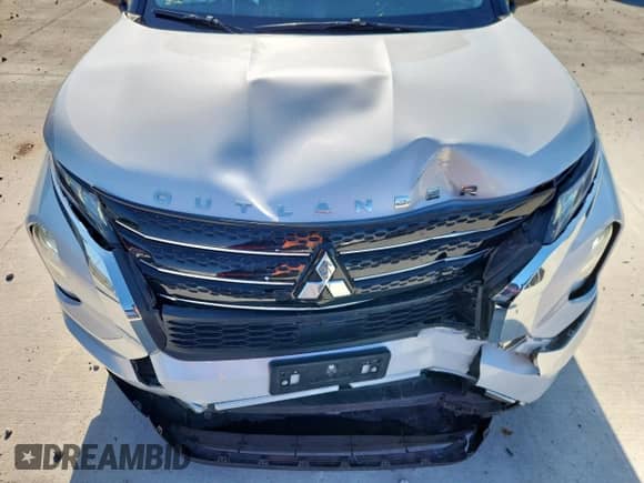 2024 Mitsubishi Outlander ES with VIN JA4J3UA85RZ080874, listed as a Copart auction lot 64064695 with 26,635 mi miles and Salvage title. Bid and sale history available at DreamBid. Image 12.