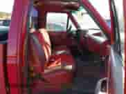 1988 Ford F-150 z VIN 1FTDF15YXJPA77780, wystawiony jako IAAI lot #43530580 z przebiegiem 315 882 mil mil oraz . Historia ofert i sprzedaży dostępna na DreamBid. Obrazek 5.