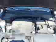 2019 Kia Sorento EX z VIN 5XYPH4A50KG512914, wystawiony jako IAAI lot #42050500 z przebiegiem 90 993 mil mil oraz . Historia ofert i sprzedaży dostępna na DreamBid. Obrazek 10.