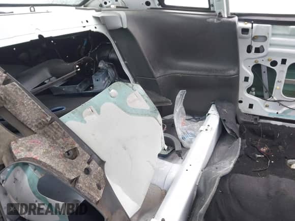 2004 Ford Mustang Standard with VIN 1FAFP40464F125870, listed as a IAAI auction lot 43501805 with Not provided miles and . Bid and sale history available at DreamBid. Image 8.