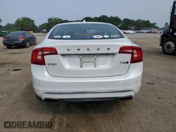 2018 Volvo S60 Inscription Platinum z VIN LYV402TM9JB170194, wystawiony jako Copart lot #60866295 z przebiegiem 42 962 mil mil oraz Szkoda całkowita • Salvage title. Historia ofert i sprzedaży dostępna na DreamBid. Obrazek 6.
