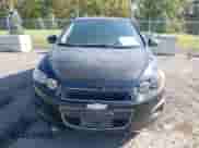 2012 Chevrolet Sonic LT с VIN 1G1JC5SH8C4137771, выставлен на аукционе IAAI как лот 43206758 с пробегом 74 457 миль миль и . История ставок и продаж доступна на DreamBid. Изображение 6.