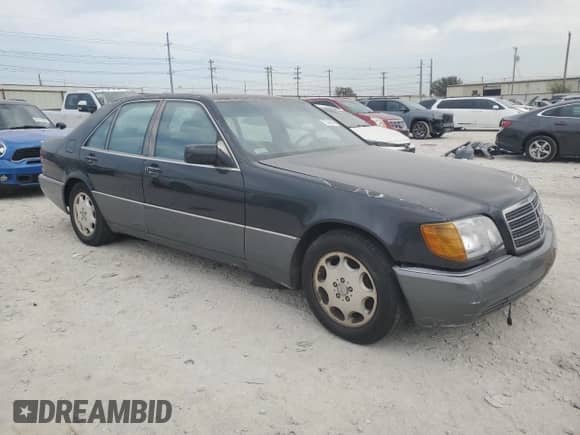 1993 Mercedes-Benz 300 с VIN WDBGB34E8PA134208, выставлен на аукционе Copart как лот 75746094 с пробегом 265 572 миль миль и Чистый • Clean title. История ставок и продаж доступна на DreamBid. Изображение 4.