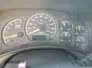 2000 Chevrolet Silverado 1500 LS z VIN 1GCEC19TXYZ134487, wystawiony jako Copart lot #71546575 z przebiegiem 330 373 mil mil oraz Szkoda całkowita • Salvage title. Historia ofert i sprzedaży dostępna na DreamBid. Obrazek 9.