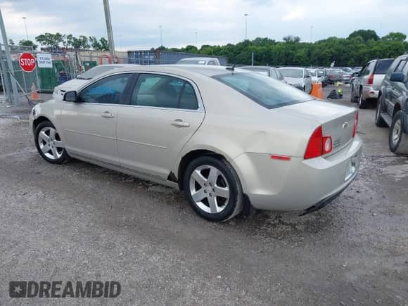 2011 Chevrolet Malibu 1LT с VIN 1G1ZC5E16BF304200, выставлен на аукционе IAAI как лот 42598879 с пробегом 189 244 миль миль и . История ставок и продаж доступна на DreamBid. Изображение 3.