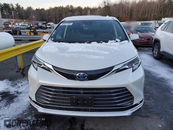 2023 Toyota Sienna Platinum с VIN 5TDESKFC2PS100864, выставлен на аукционе Copart как лот 85571204 с пробегом Не указан миль и Списание • Salvage title. История ставок и продаж доступна на DreamBid. Изображение 5.