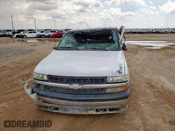 1999 Chevrolet Silverado 1500 LS с VIN 2GCEC19V2X1118549, выставлен на аукционе Copart как лот 68527045 с пробегом Не указан миль и На запчасти • Non repairable. История ставок и продаж доступна на DreamBid. Изображение 5.
