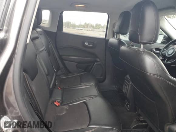 2018 Jeep Compass Latitude с VIN 3C4NJDBB5JT392759, выставлен на аукционе Copart как лот 82303165 с пробегом 99 363 миль миль и Списание • Salvage title. История ставок и продаж доступна на DreamBid. Изображение 11.