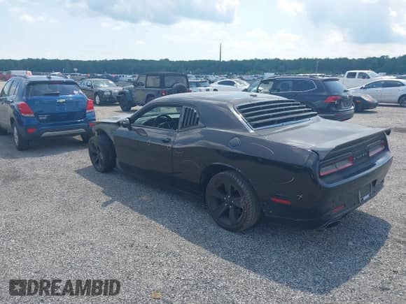 2017 Dodge Challenger SXT Plus с VIN 2C3CDZAG2HH568781, выставлен на аукционе IAAI как лот 42591893 с пробегом 91 025 миль миль и . История ставок и продаж доступна на DreamBid. Изображение 3.