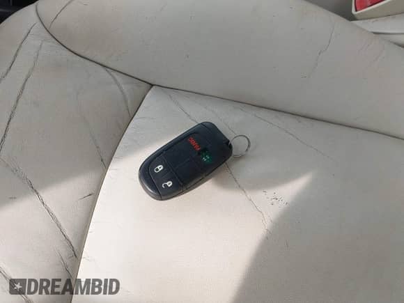 2012 Dodge Journey Crew z VIN 3C4PDCDG1CT353284, wystawiony jako IAAI lot #43162137 z przebiegiem 235 149 mil mil oraz . Historia ofert i sprzedaży dostępna na DreamBid. Obrazek 11.