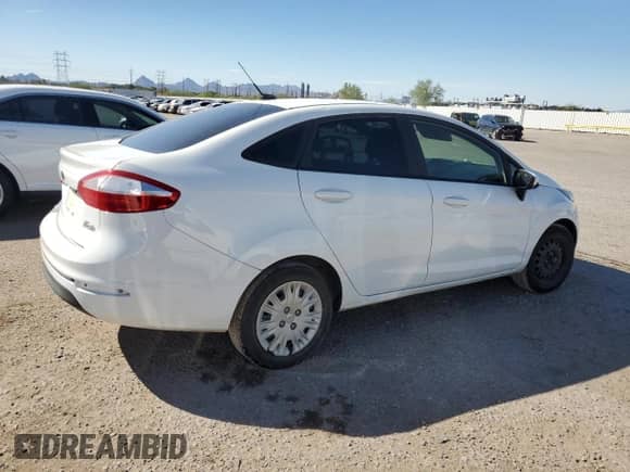 2016 Ford Fiesta S with VIN 3FADP4AJ3GM105348, listed as a Copart auction lot 82218415 with 128,530 mi miles and Clean title. Bid and sale history available at DreamBid. Image 3.