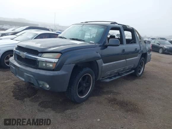 2003 Chevrolet Avalanche with VIN 3GNEC13T43G172788, listed as a IAAI auction lot 41562363 with Not provided miles and . Bid and sale history available at DreamBid. Image 2.
