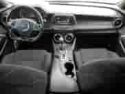 2018 Chevrolet Camaro 1LS с VIN 1G1FA1RS5J0151962, выставлен на аукционе Copart как лот 74516644 с пробегом 77 429 миль миль и Списание • Salvage title. История ставок и продаж доступна на DreamBid. Изображение 8.