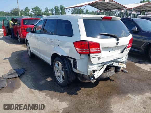 2009 Dodge Journey SXT z VIN 3D4GH57V29T604111, wystawiony jako IAAI lot #42787266 z przebiegiem 125 758 mil mil oraz . Historia ofert i sprzedaży dostępna na DreamBid. Obrazek 3.