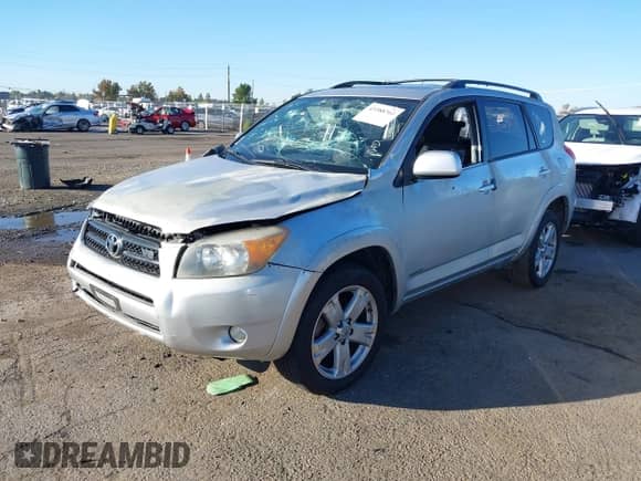 2007 Toyota RAV4 Sport with VIN JTMZK32V176003962, listed as a IAAI auction lot 43388761 with 148,725 mi miles and . Bid and sale history available at DreamBid. Image 2.