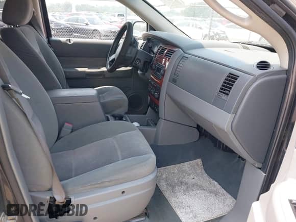 2005 Dodge Durango SLT with VIN 1D4HB48D35F576037, listed as a IAAI auction lot 42873937 with 238,266 mi miles and . Bid and sale history available at DreamBid. Image 5.