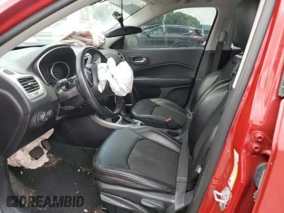 2020 Jeep Compass Latitude с VIN 3C4NJDBB2LT139241, выставлен на аукционе Copart как лот 63505005 с пробегом Не указан миль и Списание • Salvage title. История ставок и продаж доступна на DreamBid. Изображение 7.