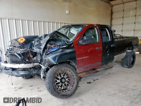 2003 Dodge 2500 ST с VIN 3D7KU28CX3G721777, выставлен на аукционе Copart как лот 63147625 с пробегом Не указан миль и На запчасти • Non repairable. История ставок и продаж доступна на DreamBid. Изображение 1.