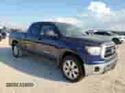 2010 Toyota Tundra с VIN 5TFRM5F1XAX011623, выставлен на аукционе Copart как лот 82263905 с пробегом 230 936 миль миль и Чистый • Clean title. История ставок и продаж доступна на DreamBid. Изображение 4.