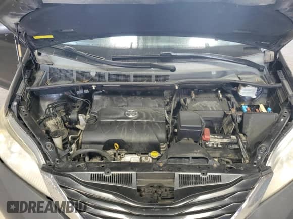 2011 Toyota Sienna LE с VIN 5TDKK3DC7BS010324, выставлен на аукционе Copart как лот 80947105 с пробегом 190 567 миль миль и Списание • Salvage title. История ставок и продаж доступна на DreamBid. Изображение 12.