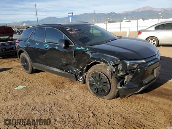 2025 Chevrolet Blazer EV AWD LT z VIN 3GNKDGRJ6SS178239, wystawiony jako Copart lot #71638355 z przebiegiem 8 031 mil mil oraz Szkoda całkowita • Salvage title. Historia ofert i sprzedaży dostępna na DreamBid. Obrazek 4.