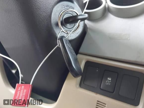 2008 Toyota Tundra Limited с VIN 5TBBV58108S492230, выставлен на аукционе IAAI как лот 41876590 с пробегом Не указан миль и . История ставок и продаж доступна на DreamBid. Изображение 11.