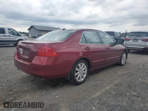 2006 Honda Accord EX-L z VIN 1HGCM66536A065517, wystawiony jako Copart lot #85687795 z przebiegiem 239 721 mil mil oraz Czysty tytuł • Clean title. Historia ofert i sprzedaży dostępna na DreamBid. Obrazek 3.