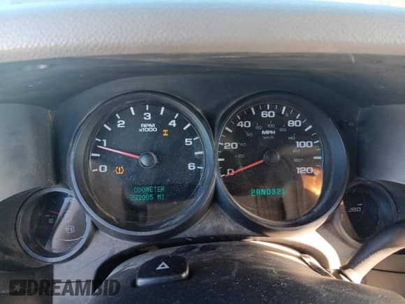 2007 Chevrolet Silverado 1500 Work Truck с VIN 1GCEK19C67Z585322, выставлен на аукционе Copart как лот 49330805 с пробегом 233 005 миль миль и Списание • Salvage title. История ставок и продаж доступна на DreamBid. Изображение 9.