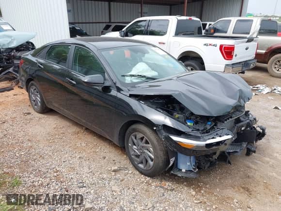 2024 Hyundai Elantra SEL с VIN KMHLM4DG6RU810475, выставлен на аукционе IAAI как лот 43134051 с пробегом 15 444 миль миль и . История ставок и продаж доступна на DreamBid. Изображение 1.