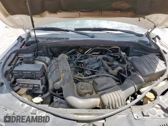 2011 Dodge Durango Express with VIN 1D4RD2GG0BC708635, listed as a Copart auction lot 63218355 with 147,479 mi miles and Salvage title. Bid and sale history available at DreamBid. Image 12.