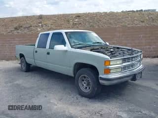 1997 Chevrolet Silverado 3500 с VIN 1GCGC33J4VF021806, выставлен на аукционе IAAI как лот 42401963 с пробегом 239 274 миль миль и . История ставок и продаж доступна на DreamBid. Изображение 1.