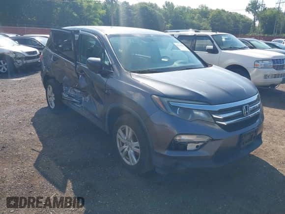 2016 Honda Pilot LX z VIN 5FNYF6H12GB068698, wystawiony jako IAAI lot #42739636 z przebiegiem 172 706 mil mil oraz . Historia ofert i sprzedaży dostępna na DreamBid. Obrazek 6.