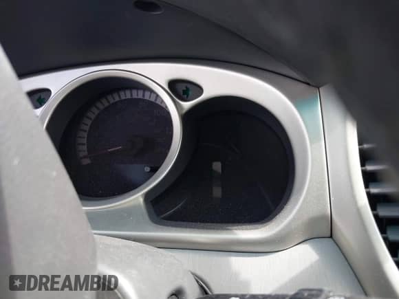 2006 Toyota Highlander Limited z VIN JTEEW21AX60030652, wystawiony jako IAAI lot #43260041 z przebiegiem Nie podano mil oraz . Historia ofert i sprzedaży dostępna na DreamBid. Obrazek 7.