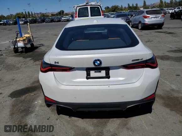 2024 BMW i4 eDrive40 с VIN WBY73AW02RFT14759, выставлен на аукционе Copart как лот 65295925 с пробегом 3 324 миль миль и Списание • Salvage title. История ставок и продаж доступна на DreamBid. Изображение 6.