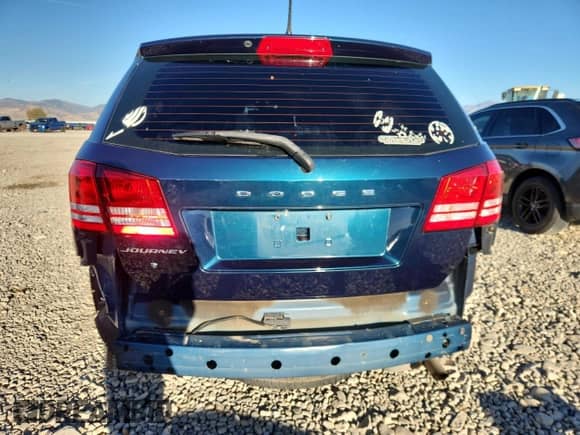 2014 Dodge Journey American Value with VIN 3C4PDCAB8ET263156, listed as a Copart auction lot 85112605 with 105,219 mi miles and Salvage title. Bid and sale history available at DreamBid. Image 6.