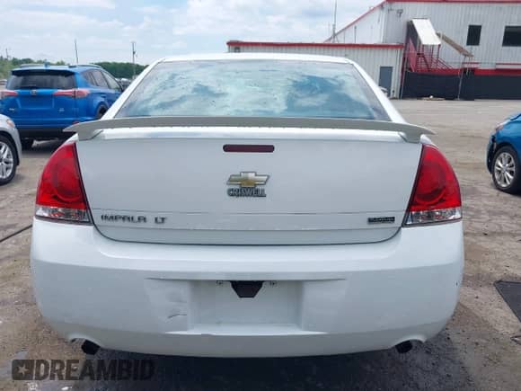 2011 Chevrolet Impala Police Police with VIN 2G1WD5EM1B1287047, listed as a IAAI auction lot 42222006 with 85,371 mi miles and . Bid and sale history available at DreamBid. Image 16.