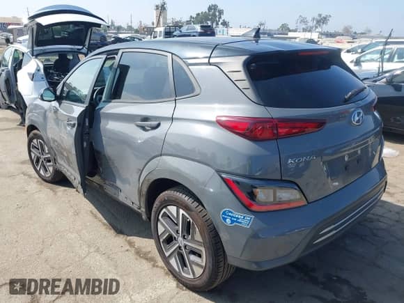 2022 Hyundai Kona SEL с VIN KM8K23AG4NU141181, выставлен на аукционе IAAI как лот 43400713 с пробегом 35 129 миль миль и . История ставок и продаж доступна на DreamBid. Изображение 3.