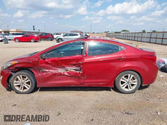 2013 Hyundai Elantra GLS z VIN KMHDH4AE8DU617281, wystawiony jako IAAI lot #42740458 z przebiegiem 110 058 mil mil oraz . Historia ofert i sprzedaży dostępna na DreamBid. Obrazek 15.