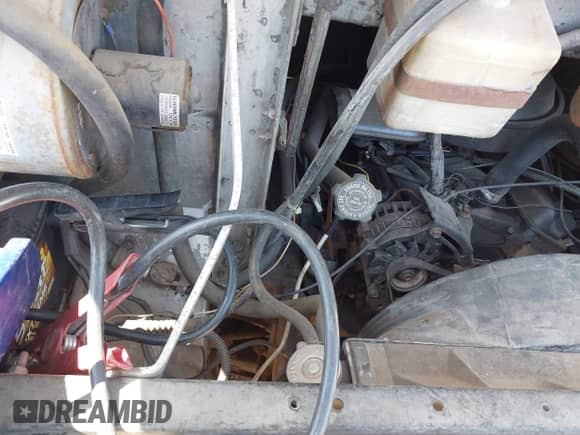 1988 Chevrolet P Series Cargo с VIN 1GBHP32K2J3308015, выставлен на аукционе IAAI как лот 41761450 с пробегом 477 116 миль миль и . История ставок и продаж доступна на DreamBid. Изображение 15.